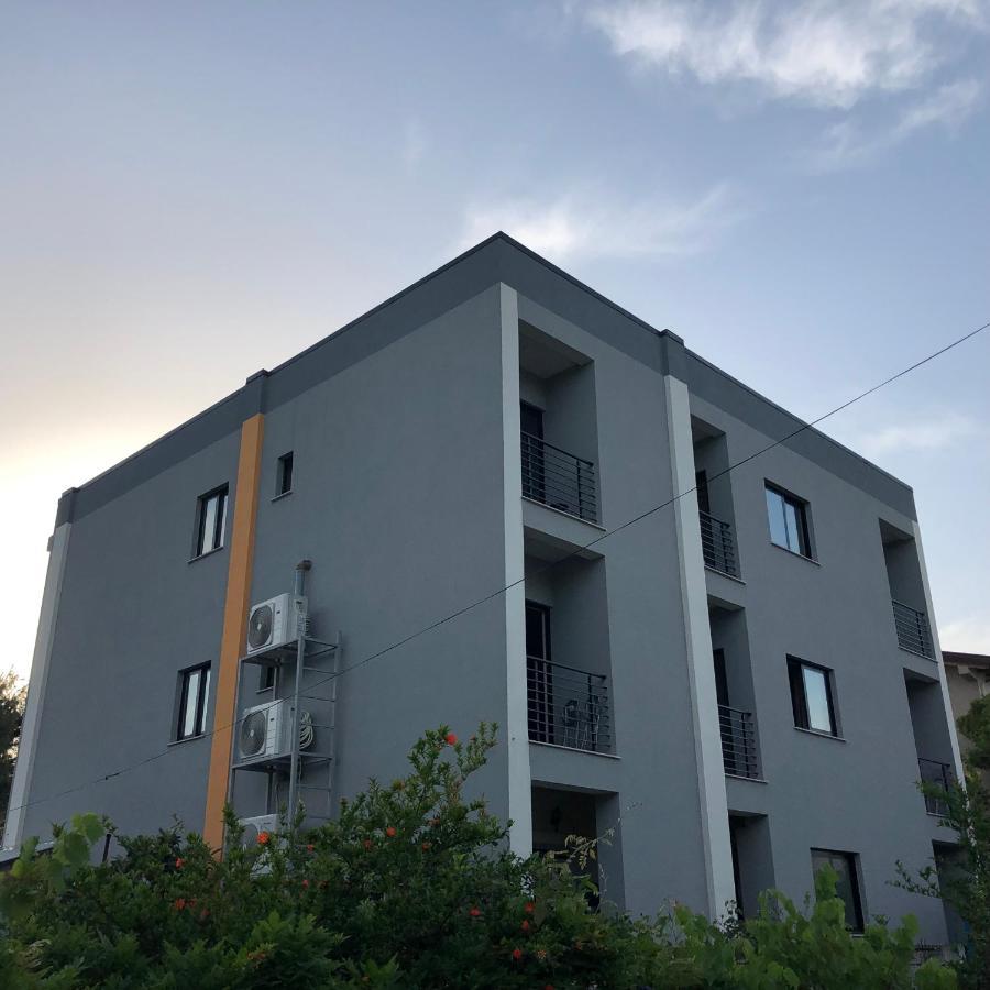 Ritson Hotel Вльора Екстер'єр фото
