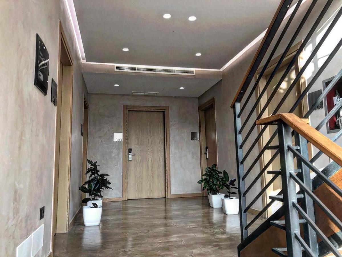 Ritson Hotel Вльора Екстер'єр фото